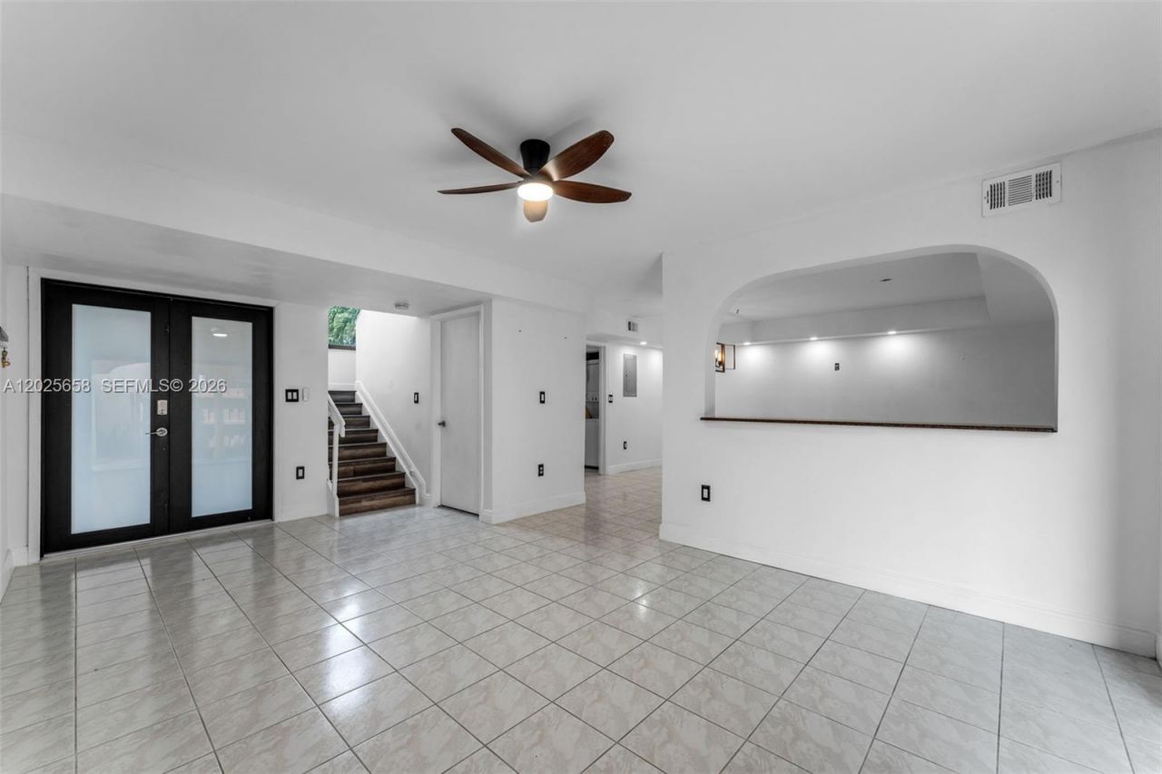 12682 NW 7th Way , Miami, FL 33182 Photo