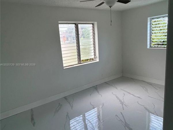 4380 SW 23rd St, Fort Lauderdale, FL 33317