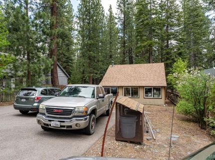 847 Tata Lane, South Lake Tahoe, CA 96150 Photo