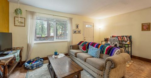 847 Tata Lane, South Lake Tahoe, CA 96150 Photo
