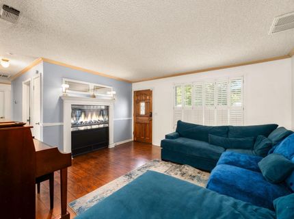 6612 Gingerloop Ct, Sacramento, CA 95842 Photo