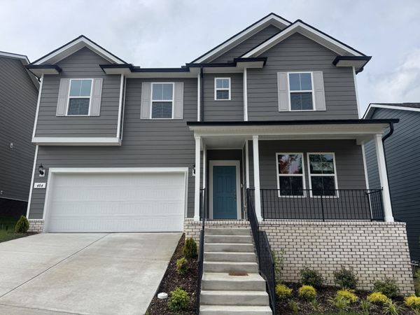 484 Jet Stream Dr, La Vergne, TN 37086