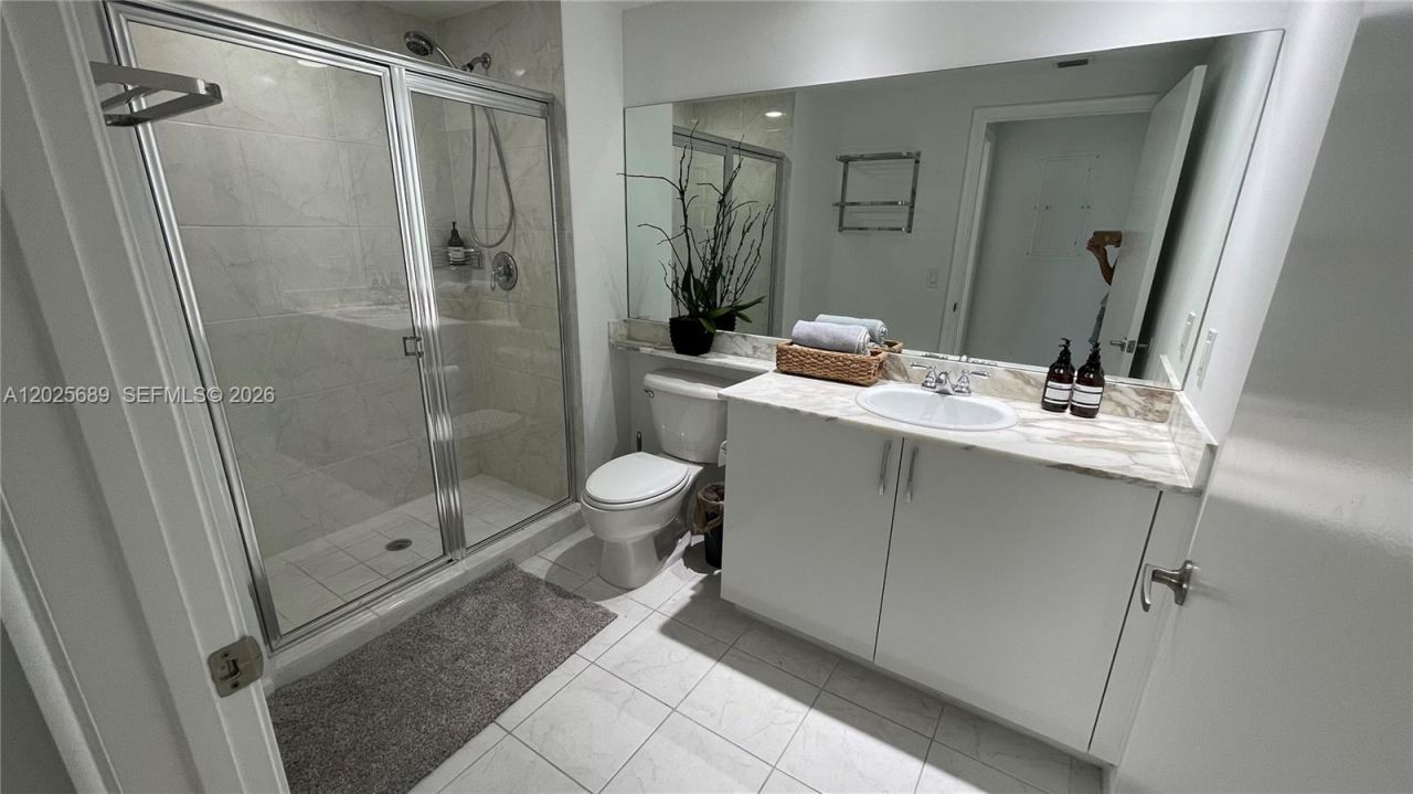 18800 NE 29th Ave , Unit 818, Aventura, FL 33180 Photo