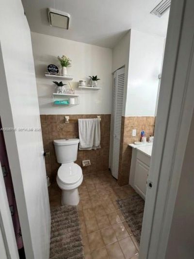 4424 W 12th Ln , Unit 7, Hialeah, FL 33012 Photo