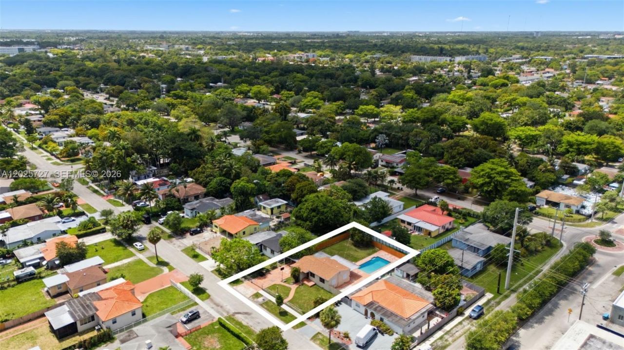 1375 NE 130th St, North Miami, FL 33161 Photo