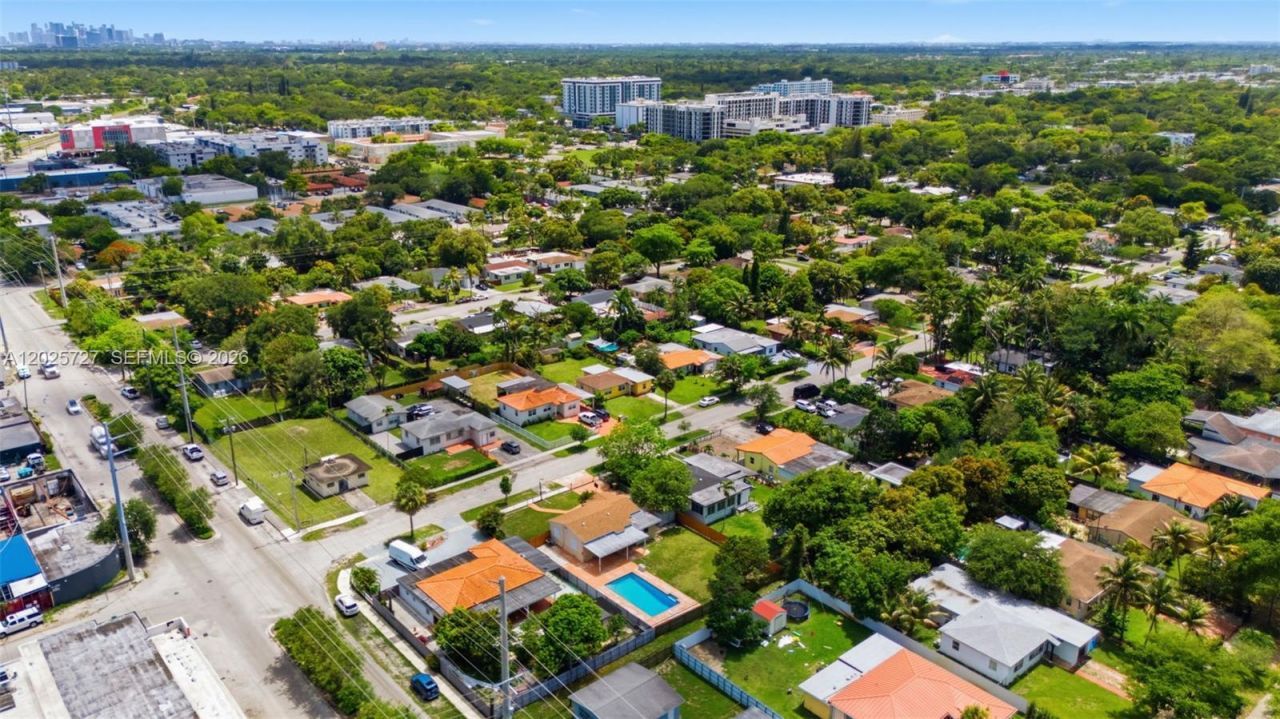 1375 NE 130th St, North Miami, FL 33161 Photo