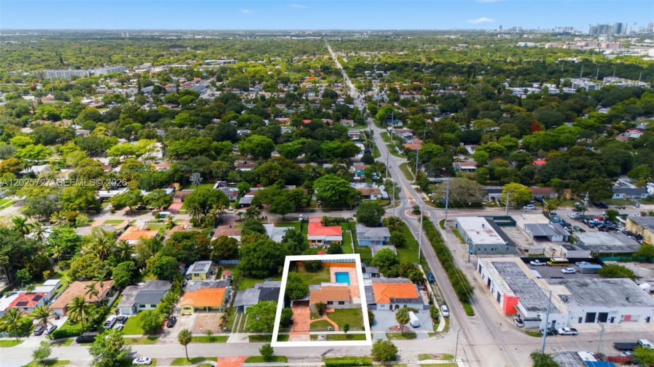 1375 NE 130th St, North Miami, FL 33161 Photo