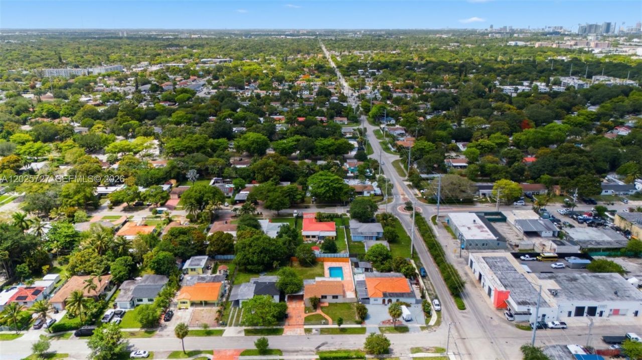 1375 NE 130th St, North Miami, FL 33161 Photo