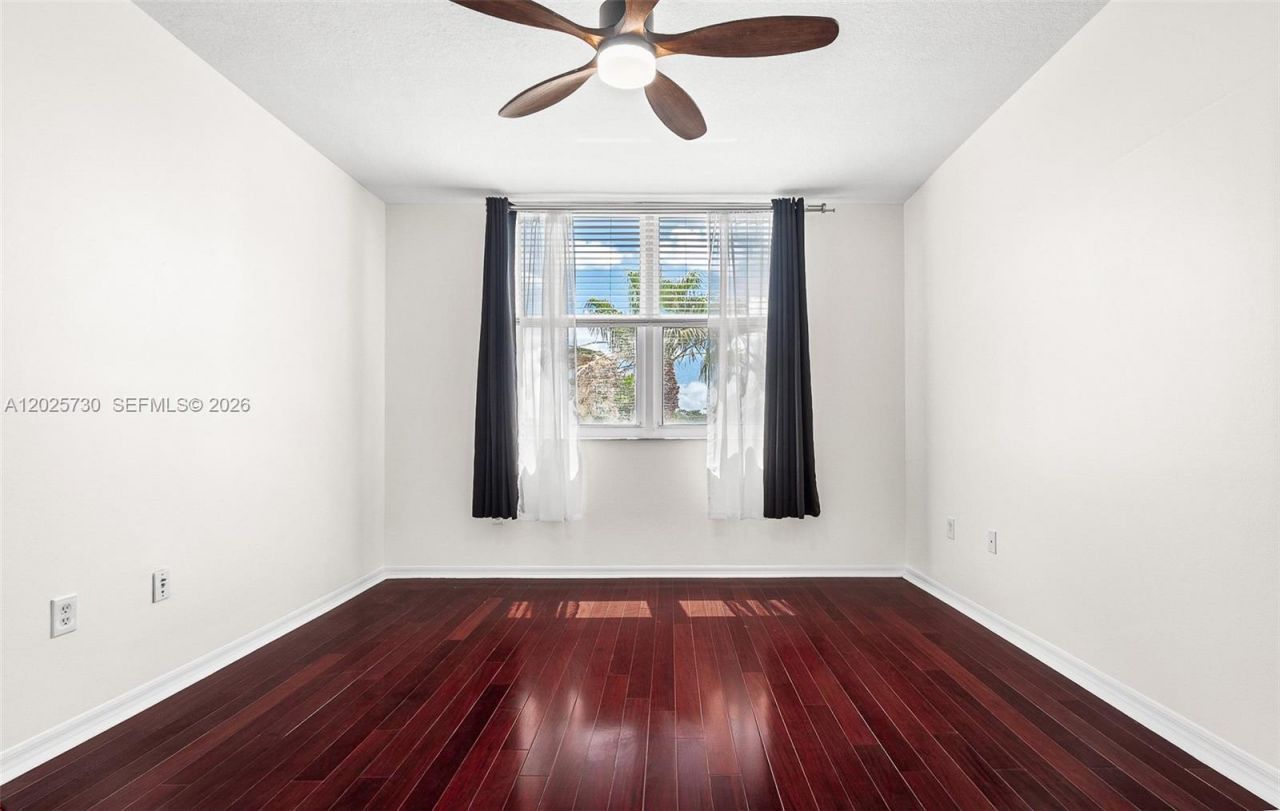 2421 NE 65th St, Unit 408, Fort Lauderdale, FL 33308 Photo