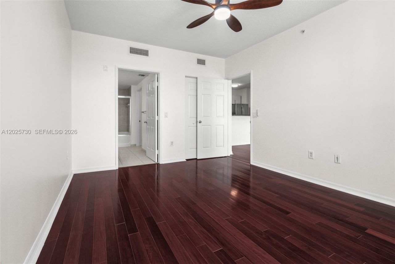 2421 NE 65th St, Unit 408, Fort Lauderdale, FL 33308 Photo