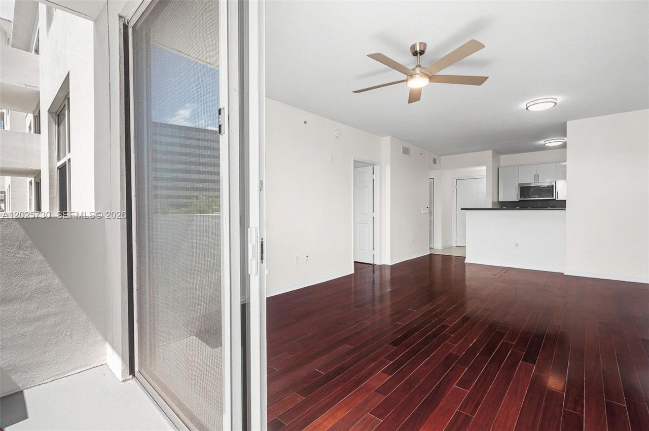 2421 NE 65th St, Unit 408, Fort Lauderdale, FL 33308 Photo