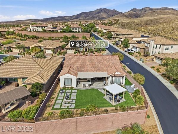 2913 Grande Arch Street, Henderson, NV 89044