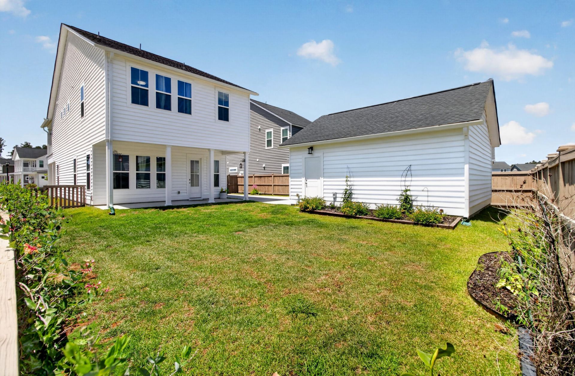 202 Narrowleaf Avenue Photo 4