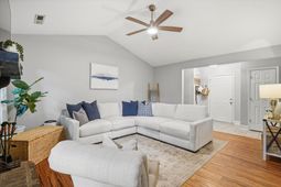 2129 Vespers Drive photo 4