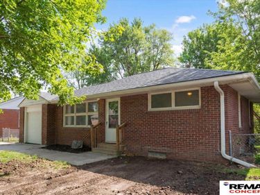 3230 N 66th Street , Lincoln, NE 68507
