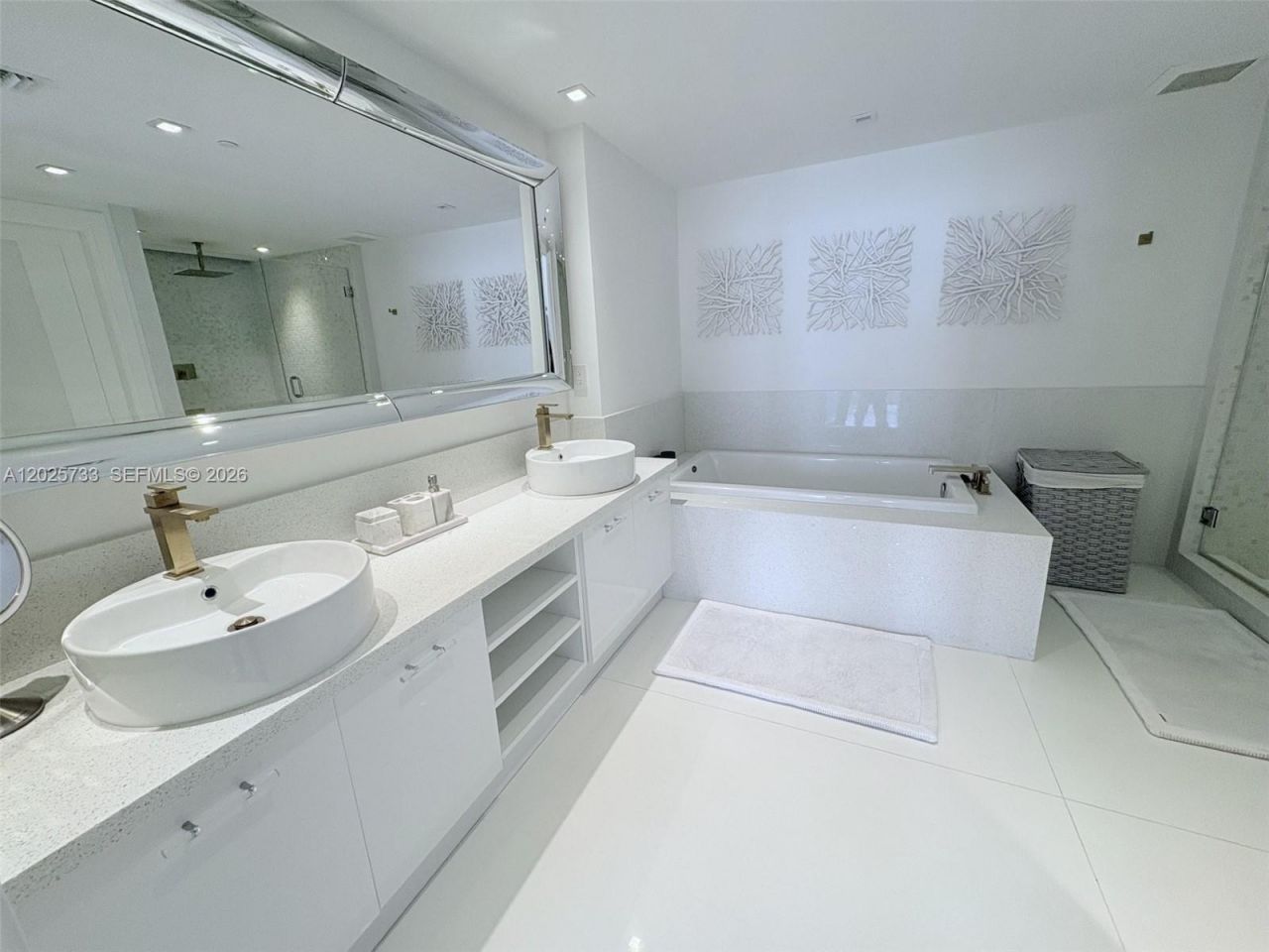 3951 S Ocean Dr, Unit 501, Hollywood, FL 33019 Photo