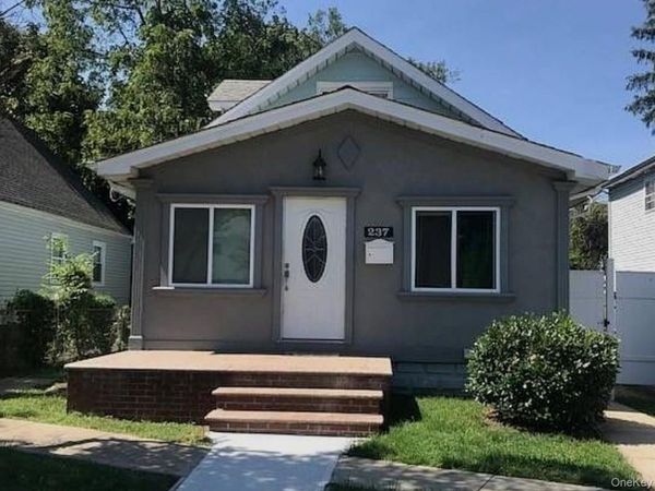 237 Rhodes Avenue, Hempstead, NY 11550