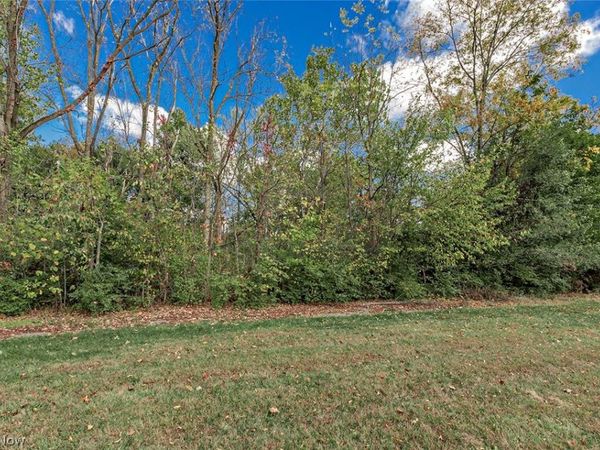 V/L Usher Road , Olmsted Twp, OH 44138