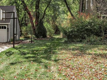 V/L Holton, Olmsted Falls, OH 44138