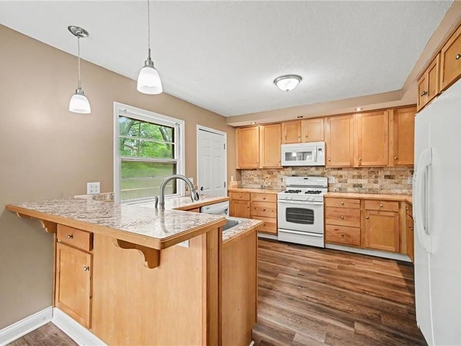 Property Image 12