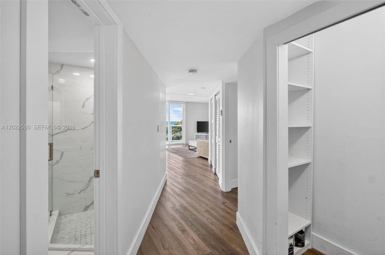 2401 Collins Ave , Unit 602, Miami Beach, FL 33140 Photo