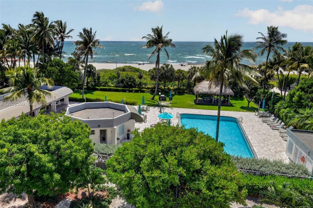 2401 Collins Ave , Unit 602, Miami Beach, FL 33140 Photo