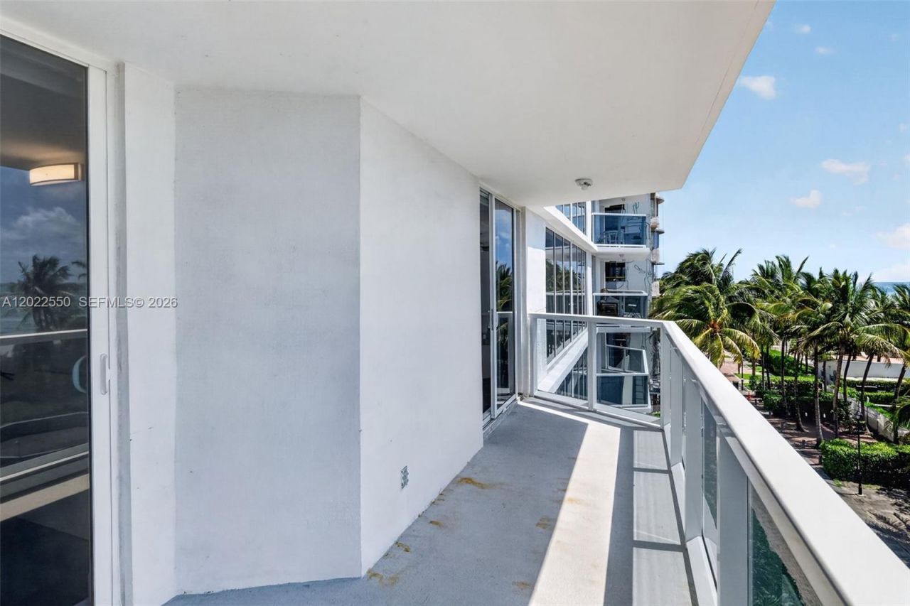2401 Collins Ave , Unit 602, Miami Beach, FL 33140 Photo