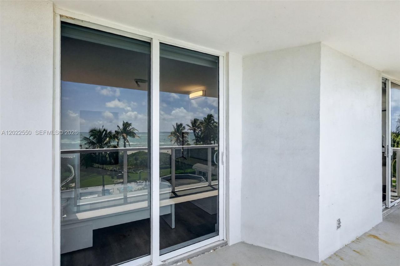 2401 Collins Ave , Unit 602, Miami Beach, FL 33140 Photo