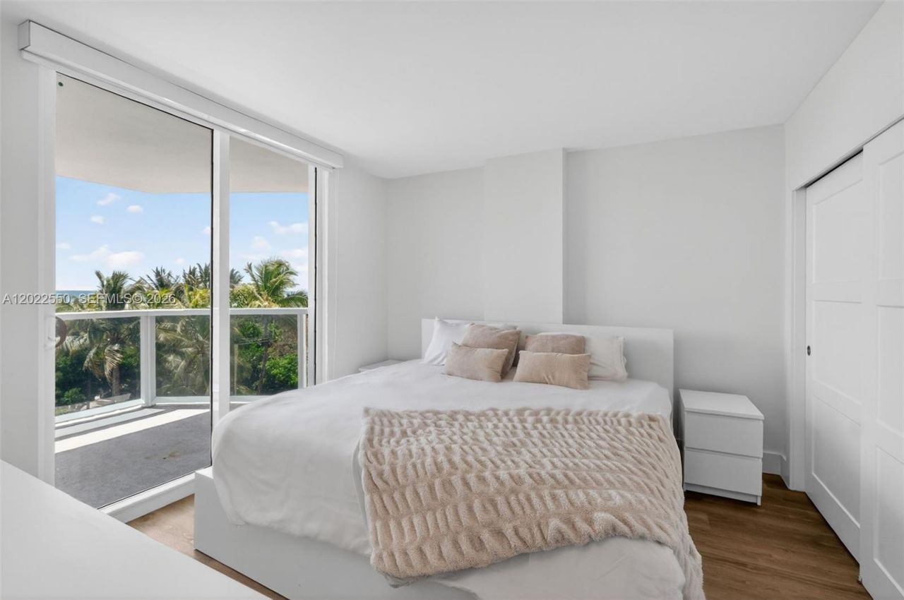 2401 Collins Ave , Unit 602, Miami Beach, FL 33140 Photo