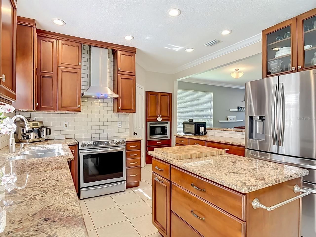 237 Cedarwood Court , Debary, FL 32713 Photo