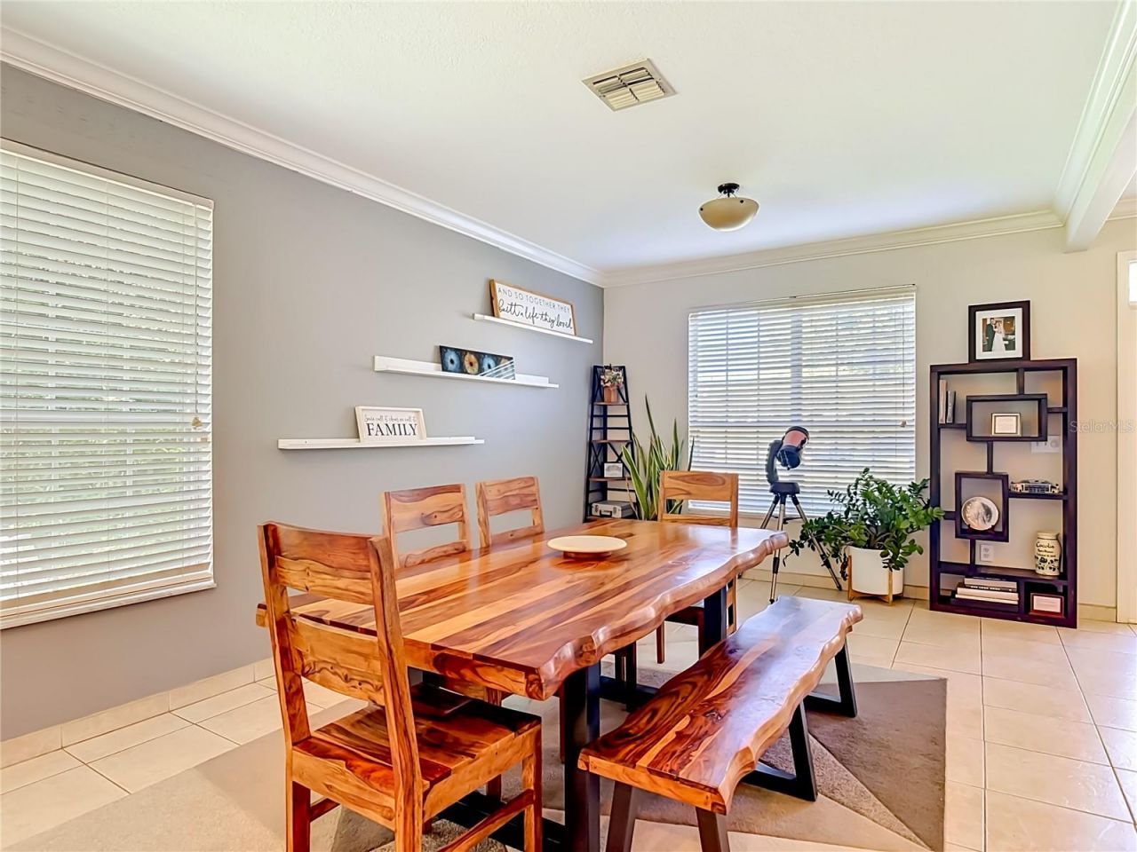 237 Cedarwood Court , Debary, FL 32713 Photo