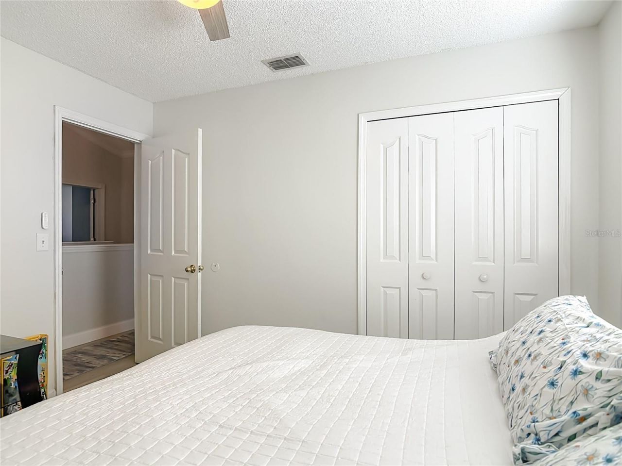 237 Cedarwood Court , Debary, FL 32713 Photo