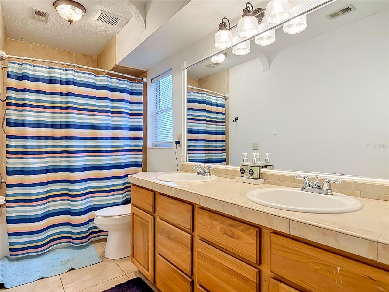 237 Cedarwood Court , Debary, FL 32713 Photo