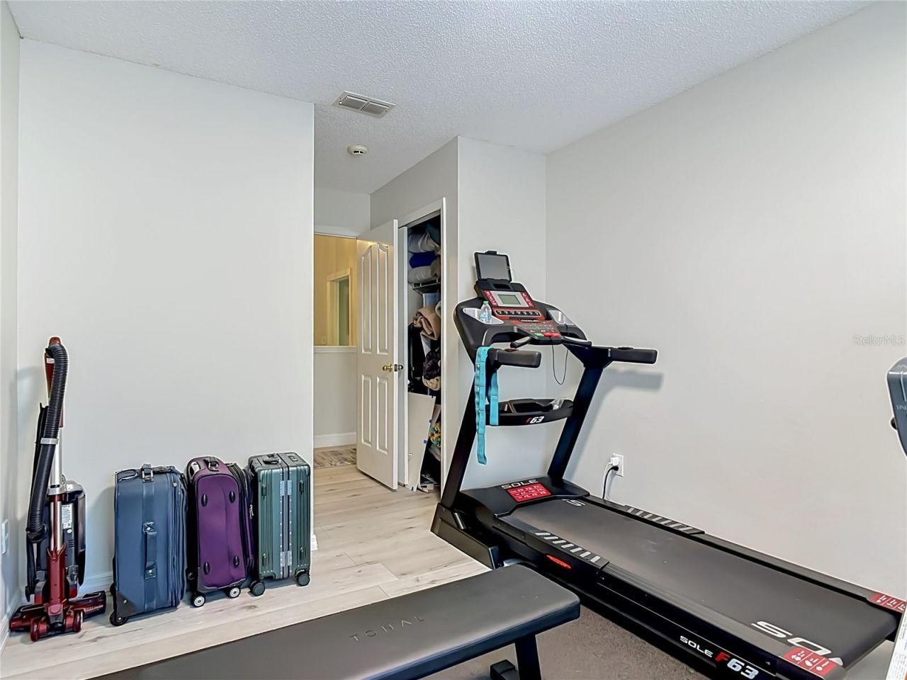 237 Cedarwood Court , Debary, FL 32713 Photo