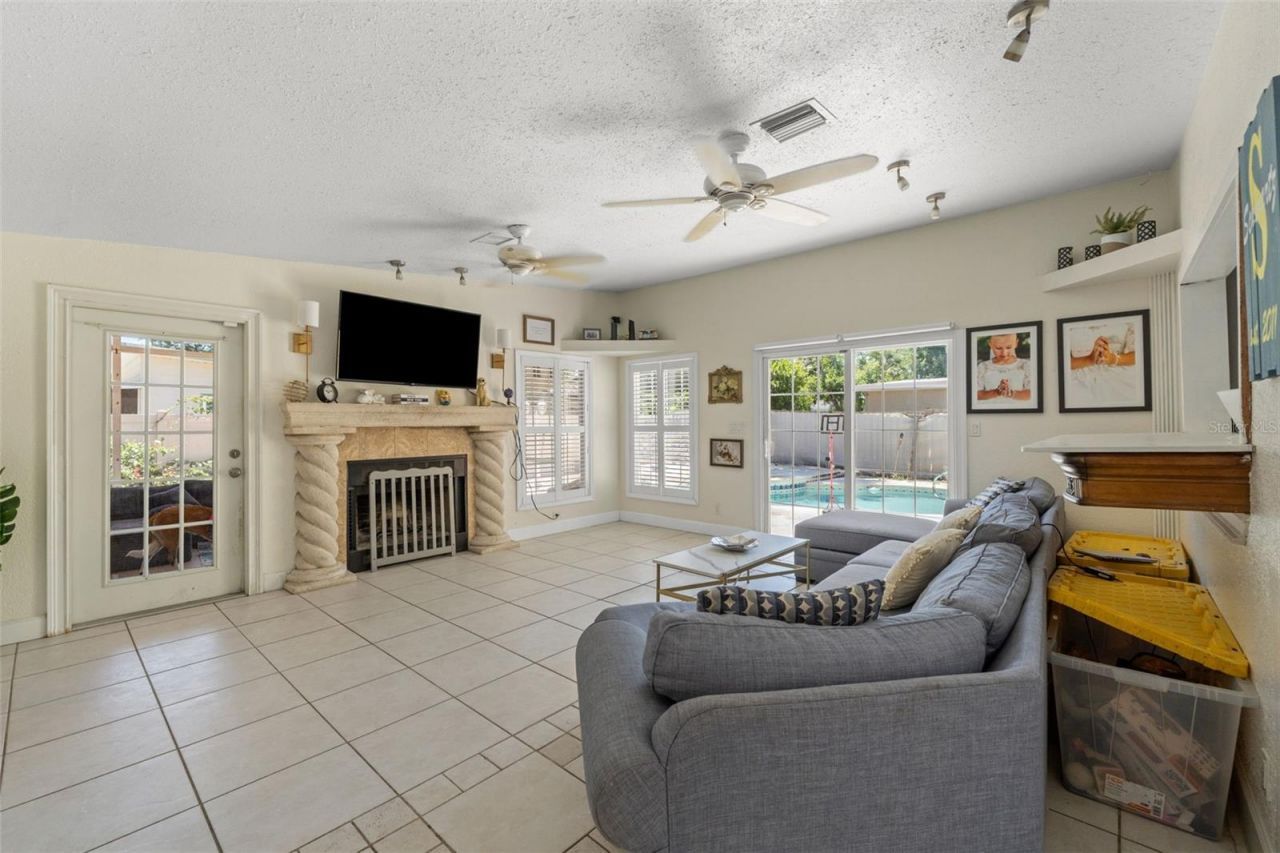 7300 11th Avenue N, Saint Petersburg, FL 33710 Photo