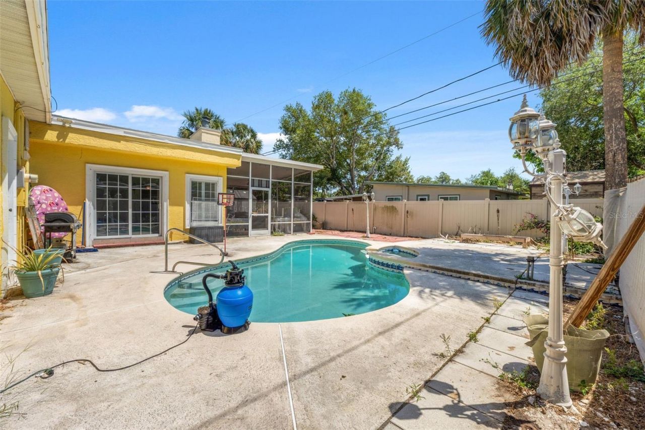 7300 11th Avenue N, Saint Petersburg, FL 33710 Photo