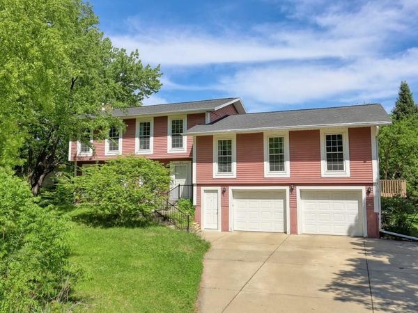 100 Melody Circle, Verona, WI 53593