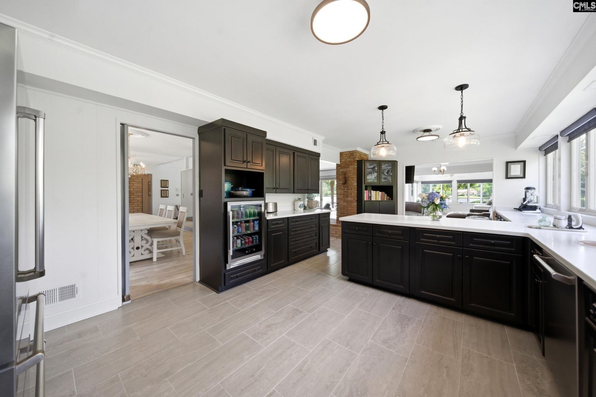 6211 Lakeshore Drive  Photo 9