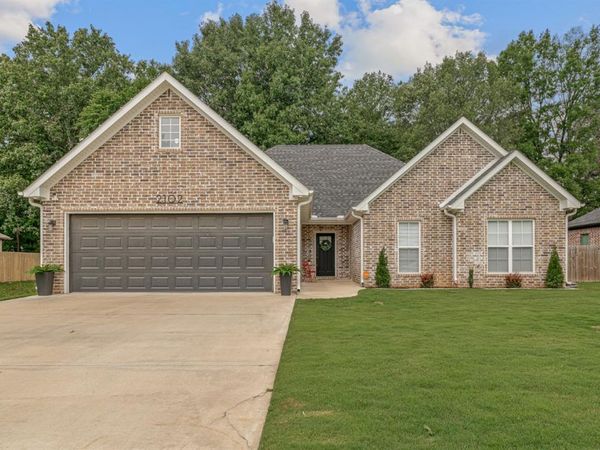 2102 N 29th Street, Paragould, AR 72450