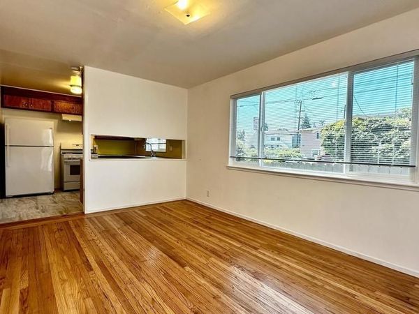 1180 Bayview AVE, Oakland, CA 94610