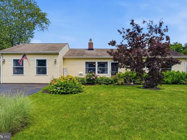53 BIRCH DRIVE, LEVITTOWN, PA 19054