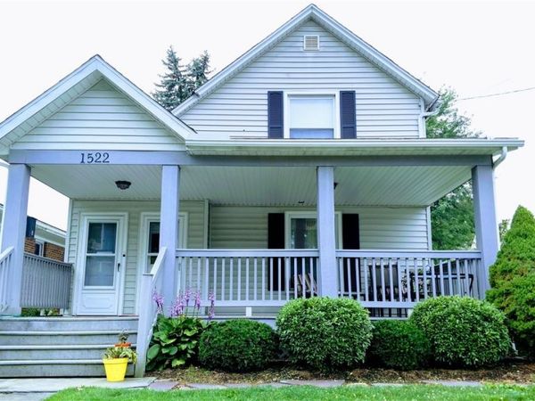 1522 Campbell Street, Unit 2, Cuyahoga Falls, OH 44223