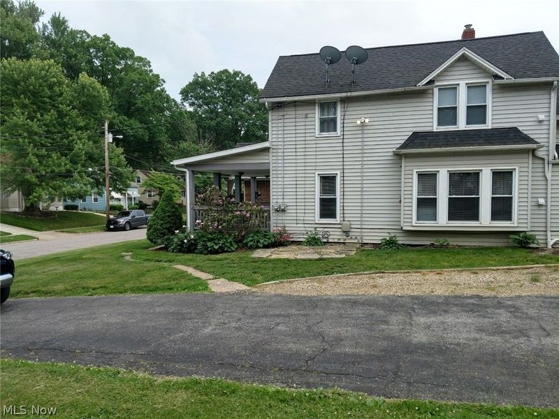1522 Campbell Street, Unit 2, Cuyahoga Falls, OH 44223 Photo 3