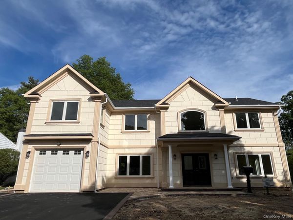 114 Maytime Drive , Jericho, NY 11753