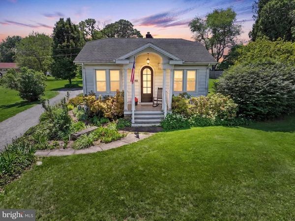 26 VALLEY ROAD, YORK, PA 17407