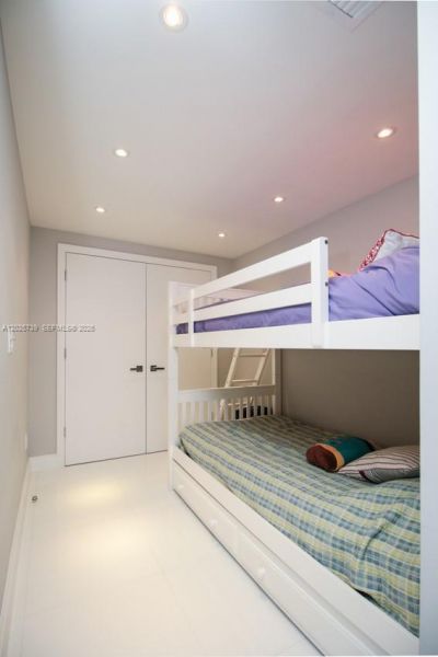 9801 Collins Ave , Unit 9W, Bal Harbour, FL 33154 Photo