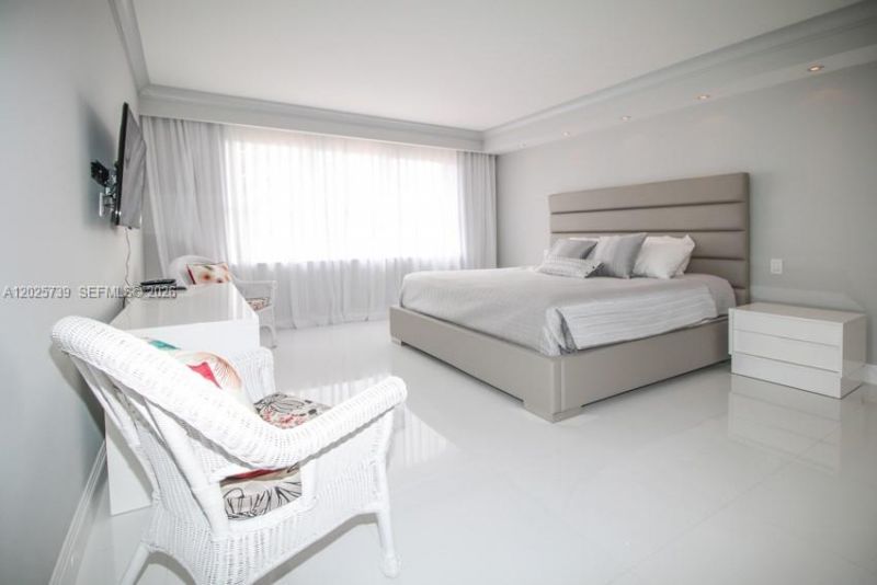 9801 Collins Ave , Unit 9W, Bal Harbour, FL 33154 Photo