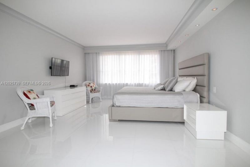 9801 Collins Ave , Unit 9W, Bal Harbour, FL 33154 Photo