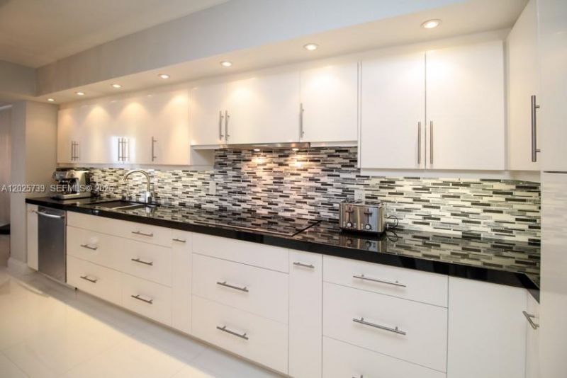 9801 Collins Ave , Unit 9W, Bal Harbour, FL 33154 Photo