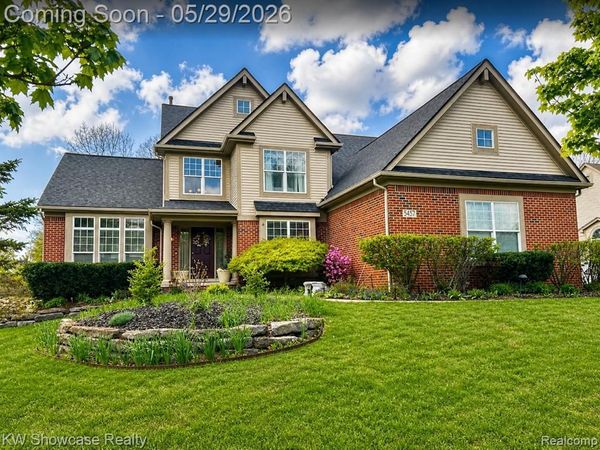 5457 Shelton Drive, Commerce Twp, MI 48382